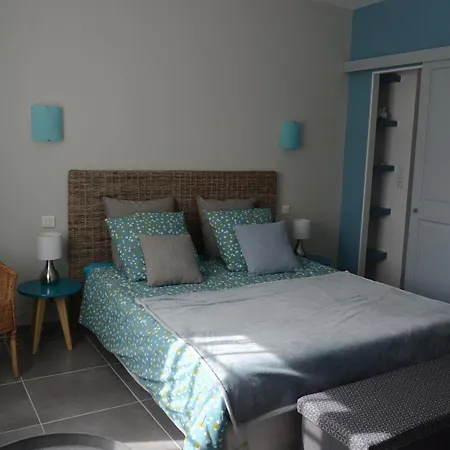 A L'ombre Du Palmier Bed & Breakfast *